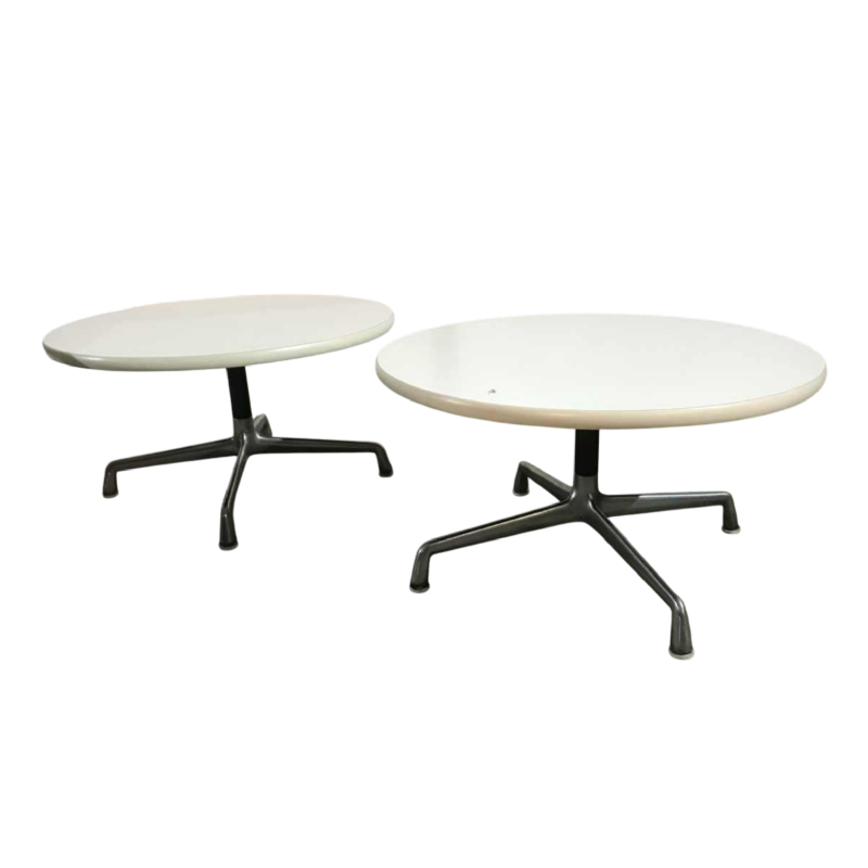 CHARLES & RAY EAMES, zeldzaam paar bijzettafeltjes HERMAN MILLER uitgave, ca 1970