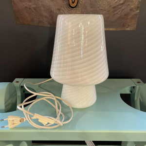 Venini Murano, "Mushroom" table lamp in opaline twisted glass, ca 1970