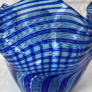 Orlando ZENNARO (1932-) Murano : vase « mouchoir » en verre