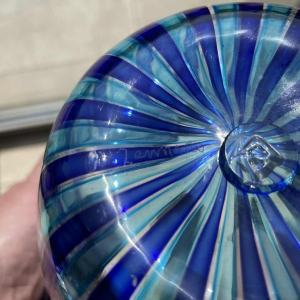 Orlando ZENNARO (1932-) Murano: glass “handkerchief” vase