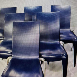 PHILIPPE STARCK voor VITRA, set van 6 “Louis 20“ stoelen, blauw polypropyleen en aluminium, 2003