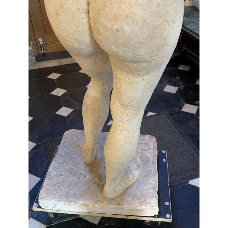 HERBERT GELDHOF, Levensgrote sculptuur naakte vrouw, workshop gips, jaren 50
