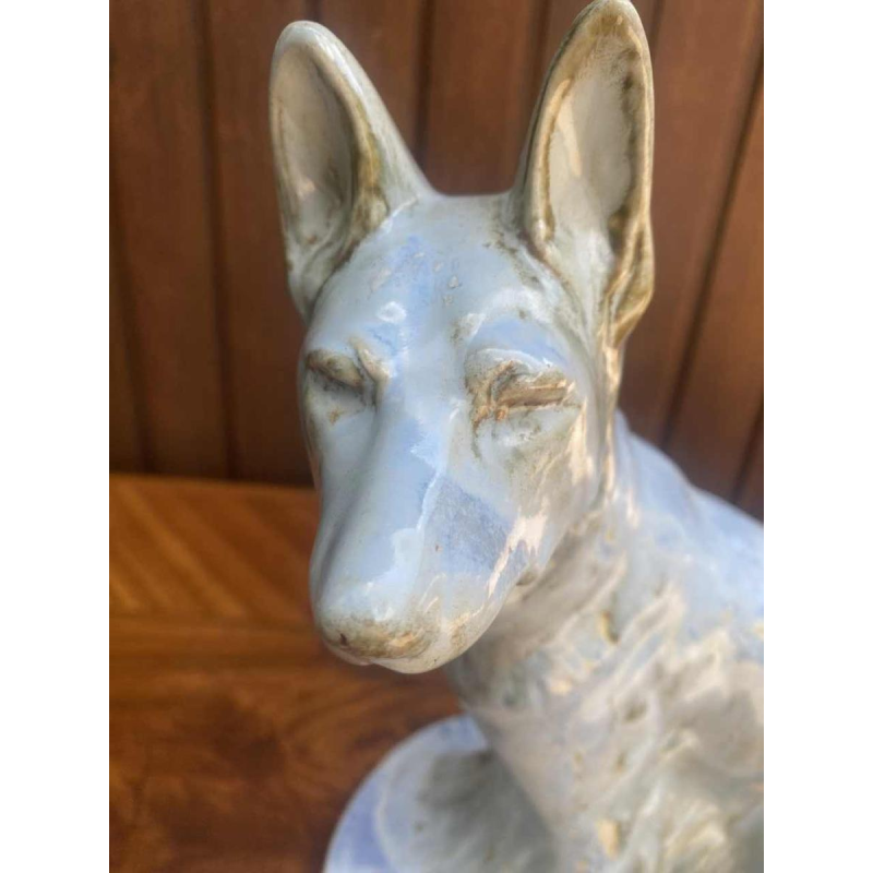 Sculpture d'un chien ( berger ) céramique Art Déco, faïence Moulin Des Loups Orchies