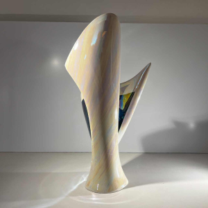 Verceram ou Camillo Lusso, vase de forme libre et sculpturale irisé en céramique, ca 1960-70