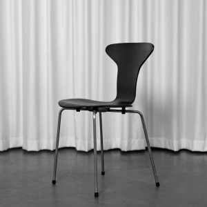 Arne Jacobsen for Fritz Hansen, Butterfly 3107 vintage black chair, 1970