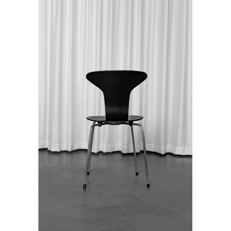 Arne Jacobsen voor Fritz Hansen, Vlinder 3107 vintage zwarte stoel, 1970