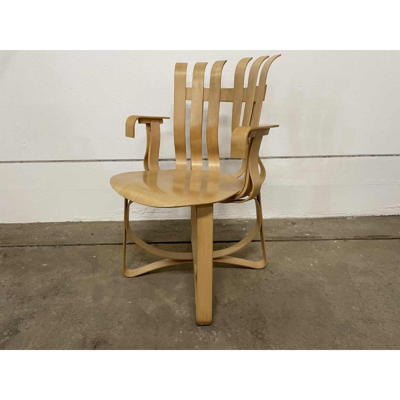 FRANK GEHRY / KNOLL International, paire de fauteuils “Hat Trick“, lames d'érable, 1994