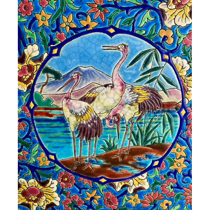 Grand plat en céramique de Longwy, émaux cloisonnés, décor oiseaux échassier, grues ou hérons, ca 1930