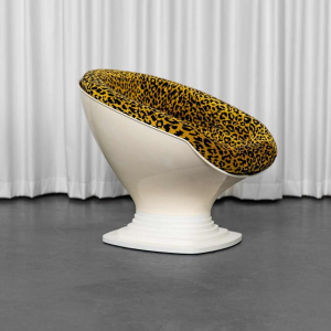 Raphael Raffel, Space Age fauteuil, ivoorkleurige kunststof schaal, Frankrijk 1970