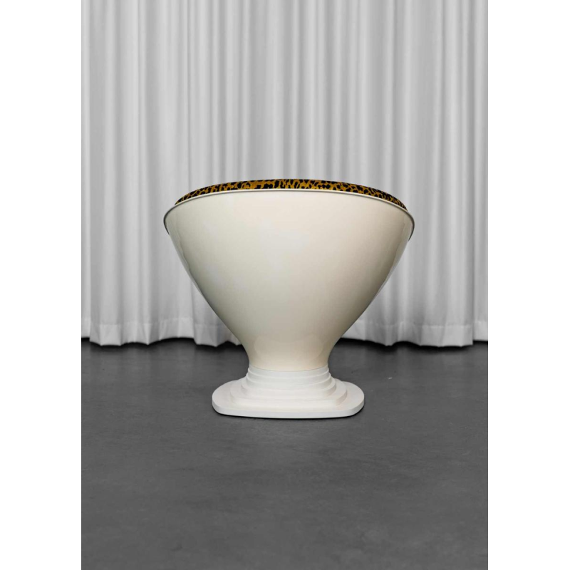 Raphael Raffel, fauteuil Space Age, coque en plastique ivoire , France 1970