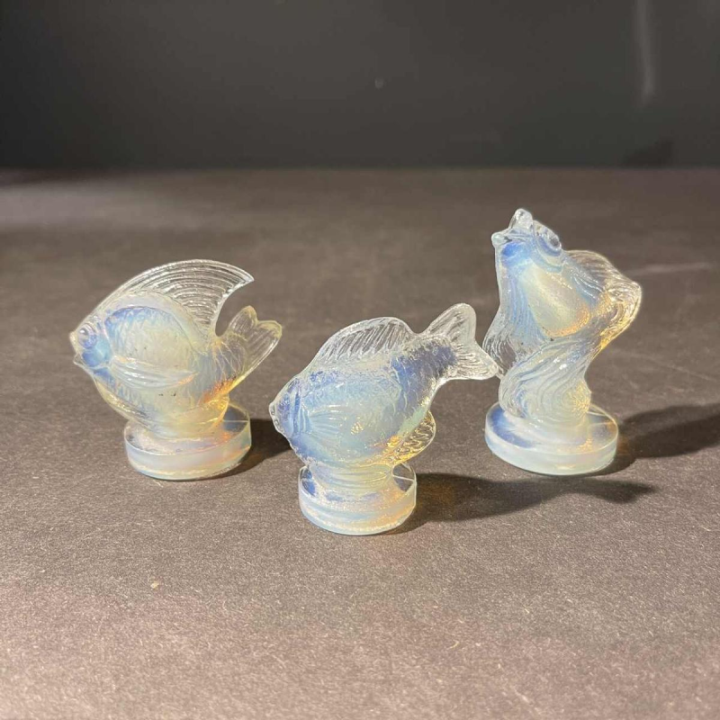 SABINO FRANCE, Set Van 3 Art Deco Dieren Vis sculpturen, Geperst Opaalglas 1930