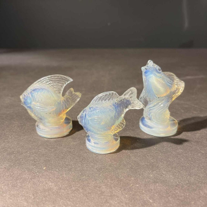 SABINO FRANCE, Set Van 3 Art Deco Dieren Vis sculpturen, Geperst Opaalglas 1930