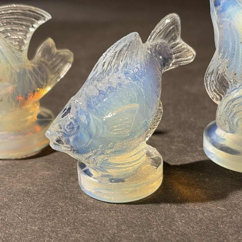 SABINO FRANCE, Set of 3 Art Deco Fish Animal Sculptures Pressed Opalescent Glass