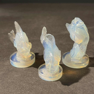 SABINO FRANCE, Set Van 3 Art Deco Dieren Vis sculpturen, Geperst Opaalglas 1930