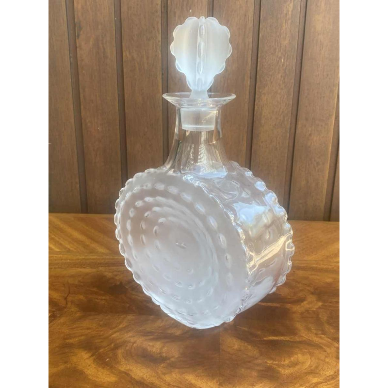 Lalique, modèle Parme, carafe / flacon en cristal