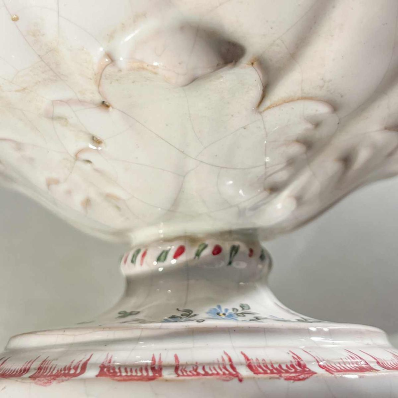 Joseph Gaspard Robert - Marseille earthenware factory, pair of polychrome covered vases, 18th century