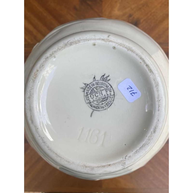 Boch / Keramis, vase Art Déco "Aux biches" céramique monochrome blanc, forme 1161, ca 1930