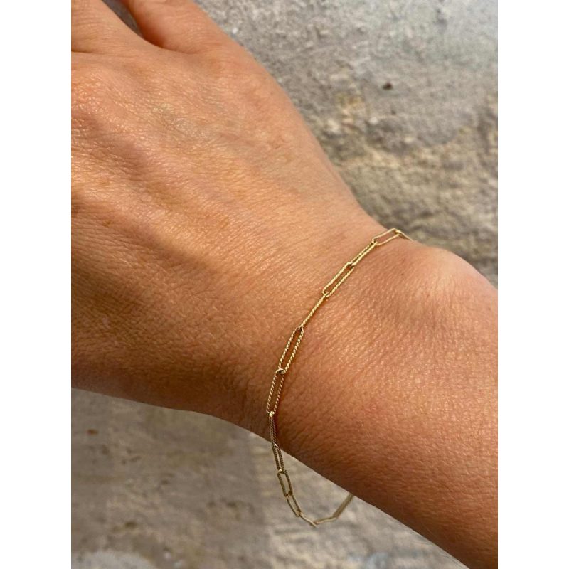 Textured gold horse chain bracelet, ca 1970