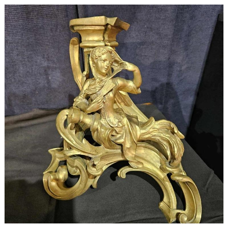 Paar andirons “De hovelingen“ Louis XV rocaille bronzen sculptuur, 19e eeuw