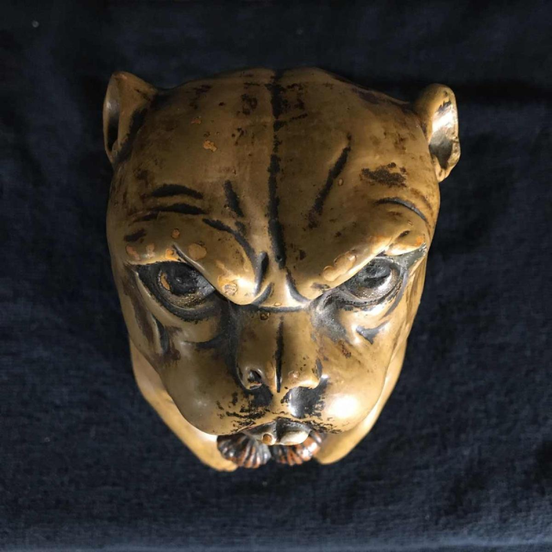 Bernard Bloch Austria, Chien Bulldog Pot à Tabac en terre cuite fin 19ème siècle