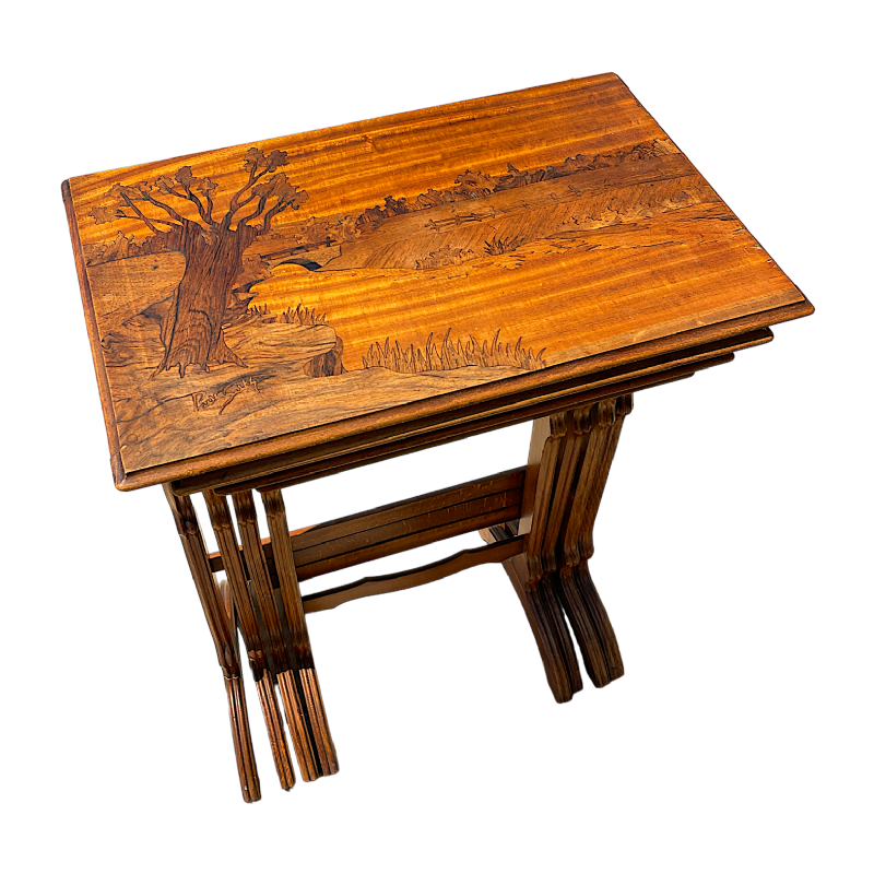 PAUL GUTH School van Nancy, set van 4 jugndstil ingelegde nesttafels, ca 1900