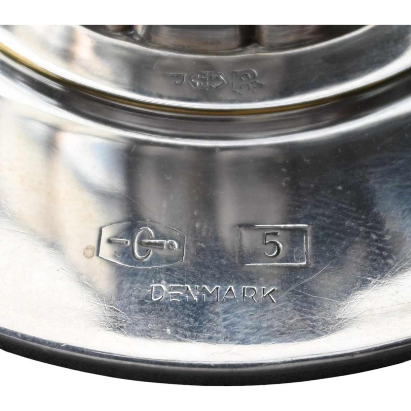 Georg Jensen solid silver candlestick - Model n°5 by Johan Rohde (1949)