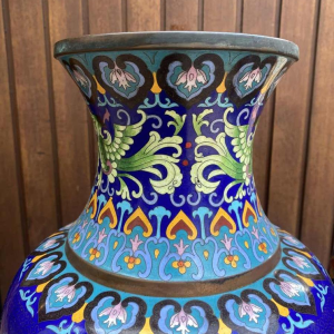 Groot paar Chinese cloisonné vazen 55cm in perfecte staat, circa 1910