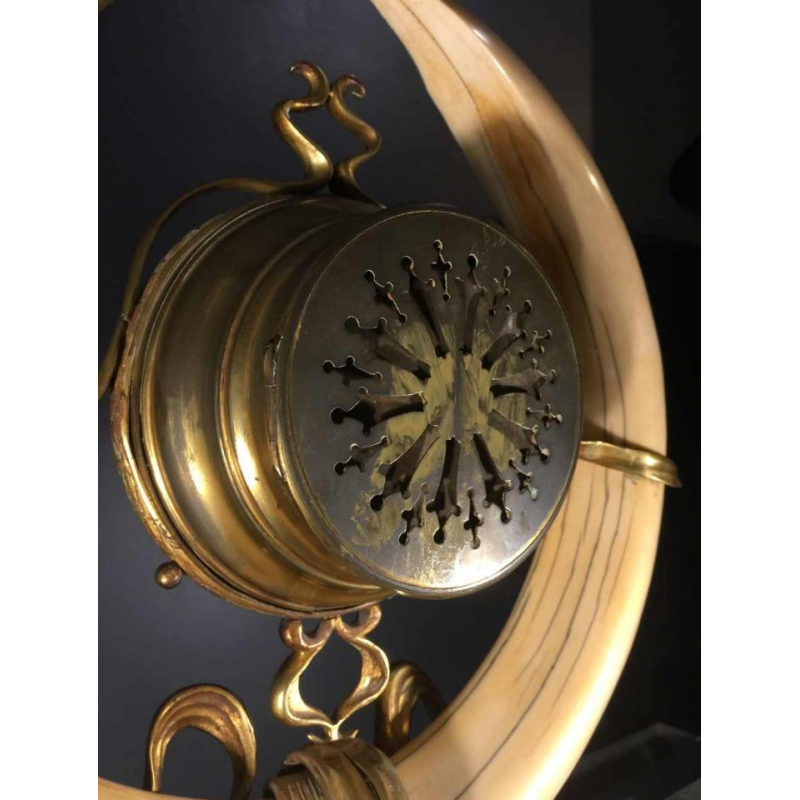 Clock, Belgian Art Nouveau school, bronze, Victor Horta style, circa 1900