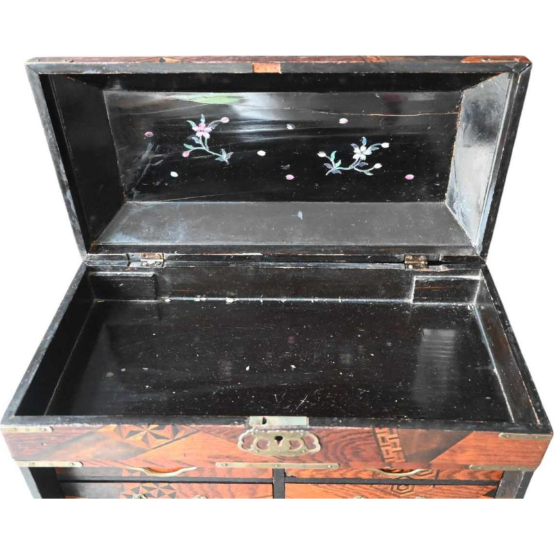 Kusuri Dansu Japonais - Apothecary set with Yosegi inlay
