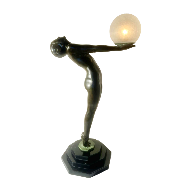 Max le Verrier “La Clarté” sculptuur / Art Deco-lamp, naakte vrouw met een glazen bol, 20e eeuw