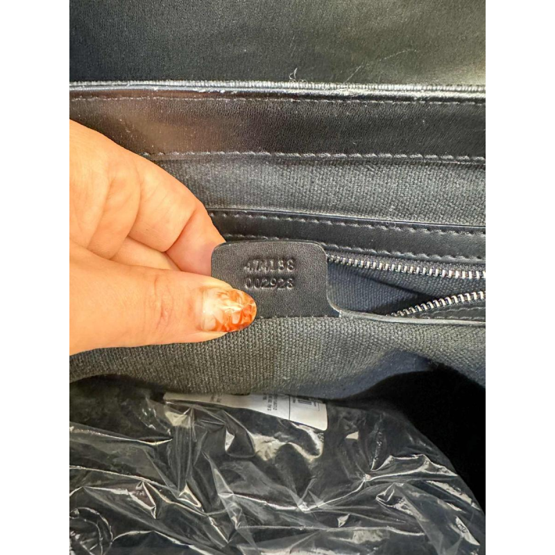 Gucci, sacoche unisexe en cuir et toile monogrammée