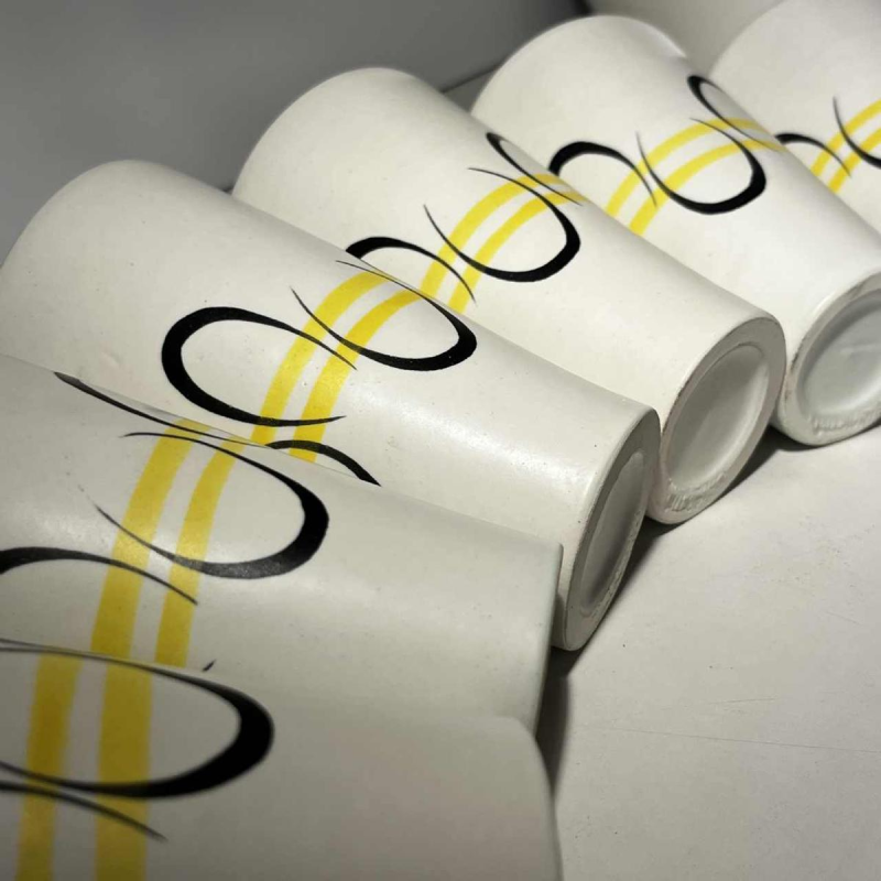 ANDRE BAUD pour VALLAURIS, service cruche et 6 verres en céramique, ca 1960