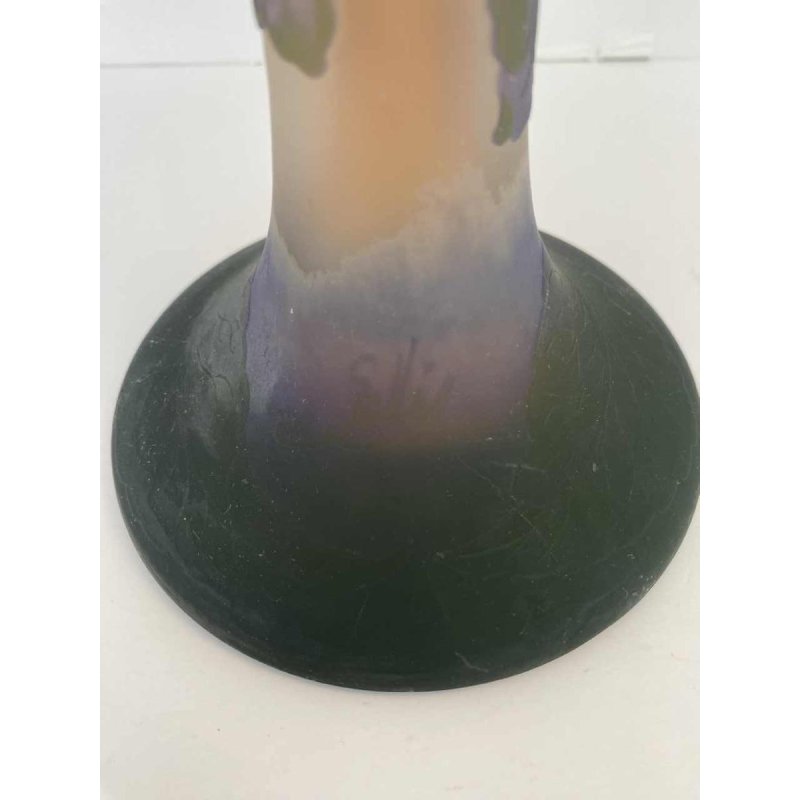 Manufacture Gallé Nancy, Art Nouveau vase decorated with hydrangeas, 20th century