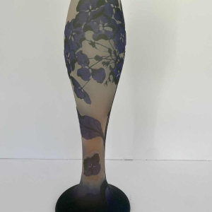 Manufacture Gallé Nancy, Art Nouveau vase decorated with hydrangeas, 20th century