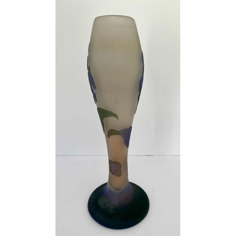 Manufacture Gallé Nancy, Art Nouveau vase decorated with hydrangeas, 20th century