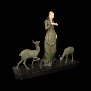 MENEVILLE (attributed to) The deer lady Art Deco sculpture, green patina bronze, early 20th c