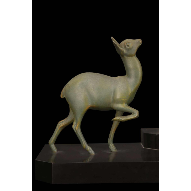 MENEVILLE (attribué à) 'La dame aux biches' sculpture Art Déco, bronze à patine verte, début XXe s