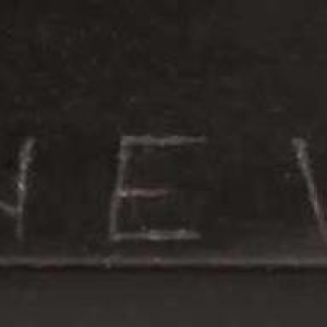 MENEVILLE (attribué à) 'La dame aux biches' sculpture Art Déco, métal à patine verte, début XXe s