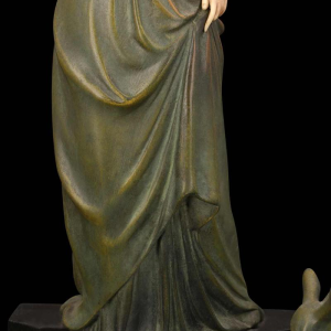 MENEVILLE (attribué à) 'La dame aux biches' sculpture Art Déco, bronze à patine verte, début XXe s