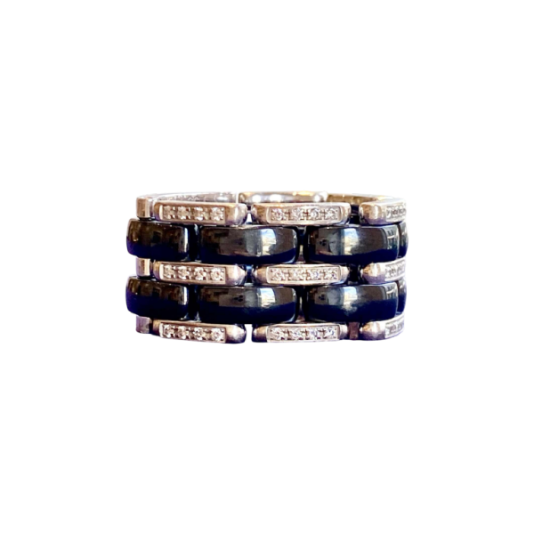 CHANEL ‘ULTRA’ articulated ring, white gold, ceramic and diamonds