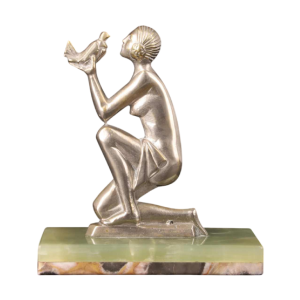 Art Deco beeldje "Jonge vrouw met vogel" in verzilverd brons en onyx
