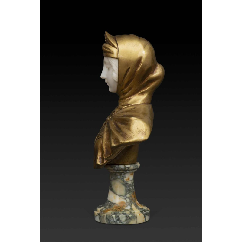 Albasten en vergulde bronzen buste van "JOAN OF ARC" door G. VAN VAERENBERGH: