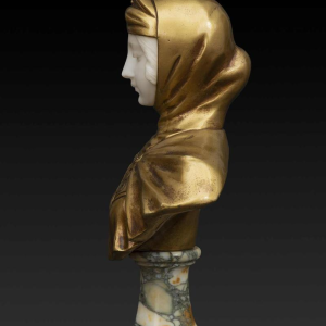 Albasten en vergulde bronzen buste van "JOAN OF ARC" door G. VAN VAERENBERGH: