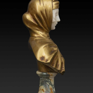 Alabaster and Gilt Bronze Bust of "JOAN OF ARC" by G.VAN VARENBERGH (1873-1927):