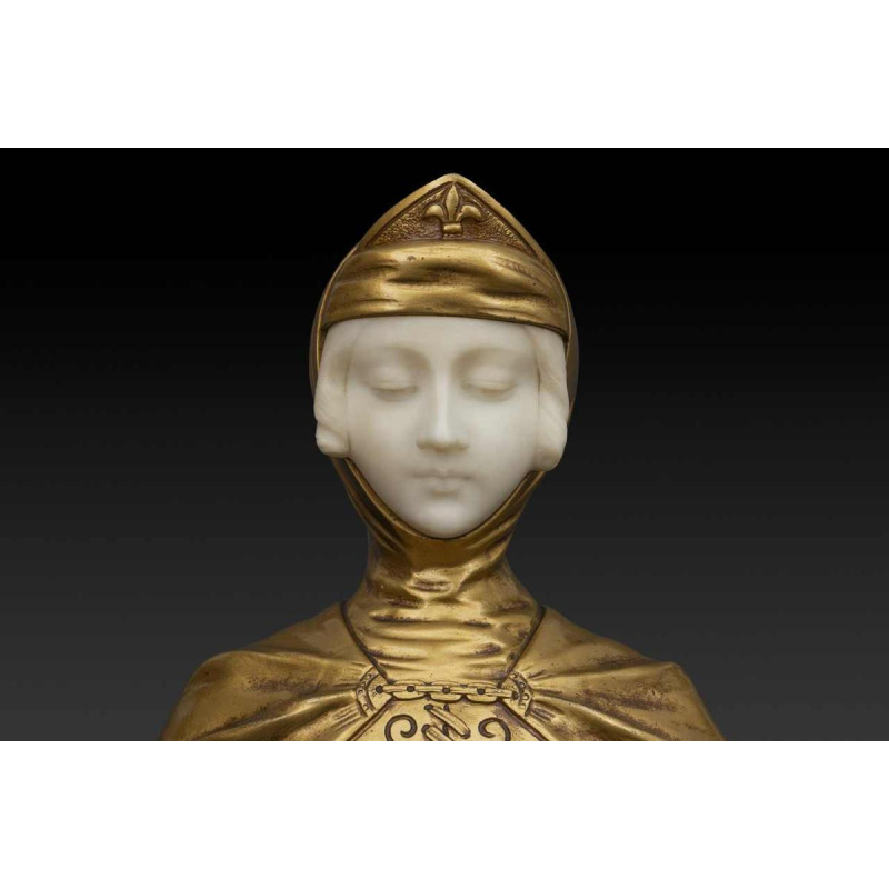 Albasten en vergulde bronzen buste van "JOAN OF ARC" door G. VAN VAERENBERGH:
