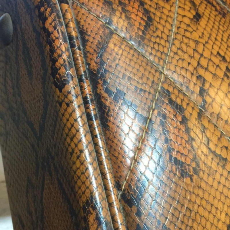 Vintage fauteuil met springs veerophanging, Skaï slangenhuid, circa 1950