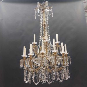 Large Baccarat chandelier in the Napoleon III style, bronze and crystal, 18 arms of light, late 19th century