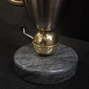 Arteluce, lampe à poser / de bureau, métal laqué, laiton & marbre, ca 1950