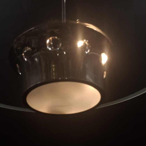 lustre Art Déco moderniste, style Bauhaus, acier chromé et verre, ca 1930