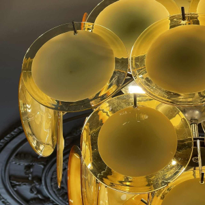 Gino Vistosi (Murano), Lustre Design Ambre Blanc, 36 plaques disques verre, 1960